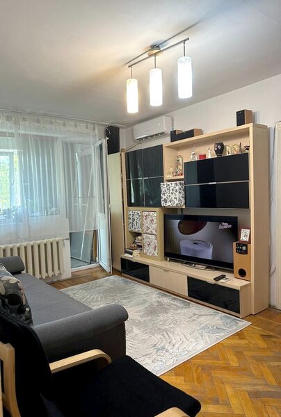 Giulesti, Constructorilor, Parcul Marin Preda vanzare apartament 2 camere