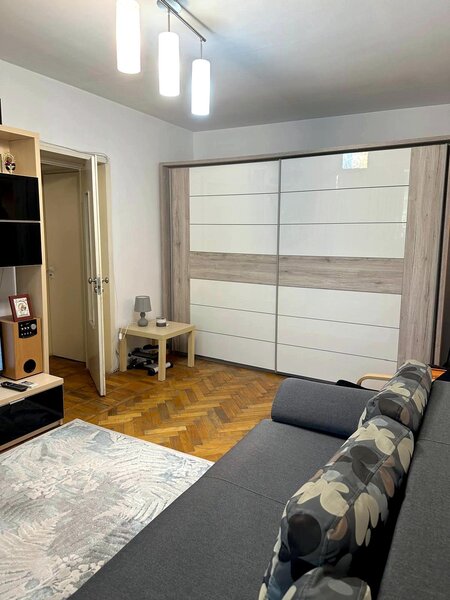 Giulesti, Constructorilor, Parcul Marin Preda vanzare apartament 2 camere