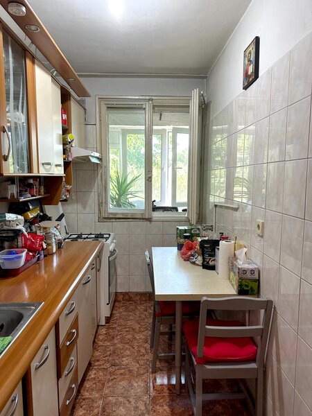 Giulesti, Constructorilor, Parcul Marin Preda vanzare apartament 2 camere